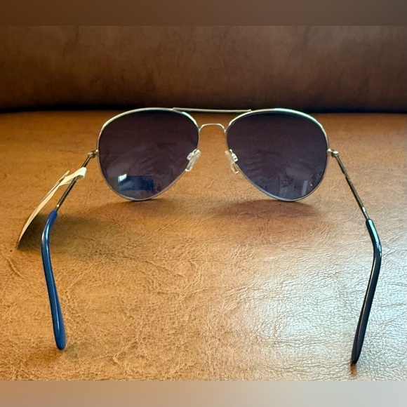 James Dean JD3003 Aviator Sunglasses Silver Frame Blue Lens 100% UV NWT - Picture 6 of 9